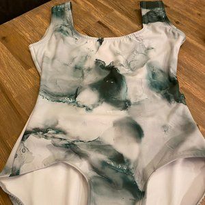 Luckyleo emerald cloud Crescent leotard, size medium / M